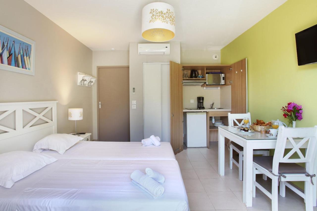 Residence Odalys Les Oceanides La Londe-les-Maures ภายนอก รูปภาพ