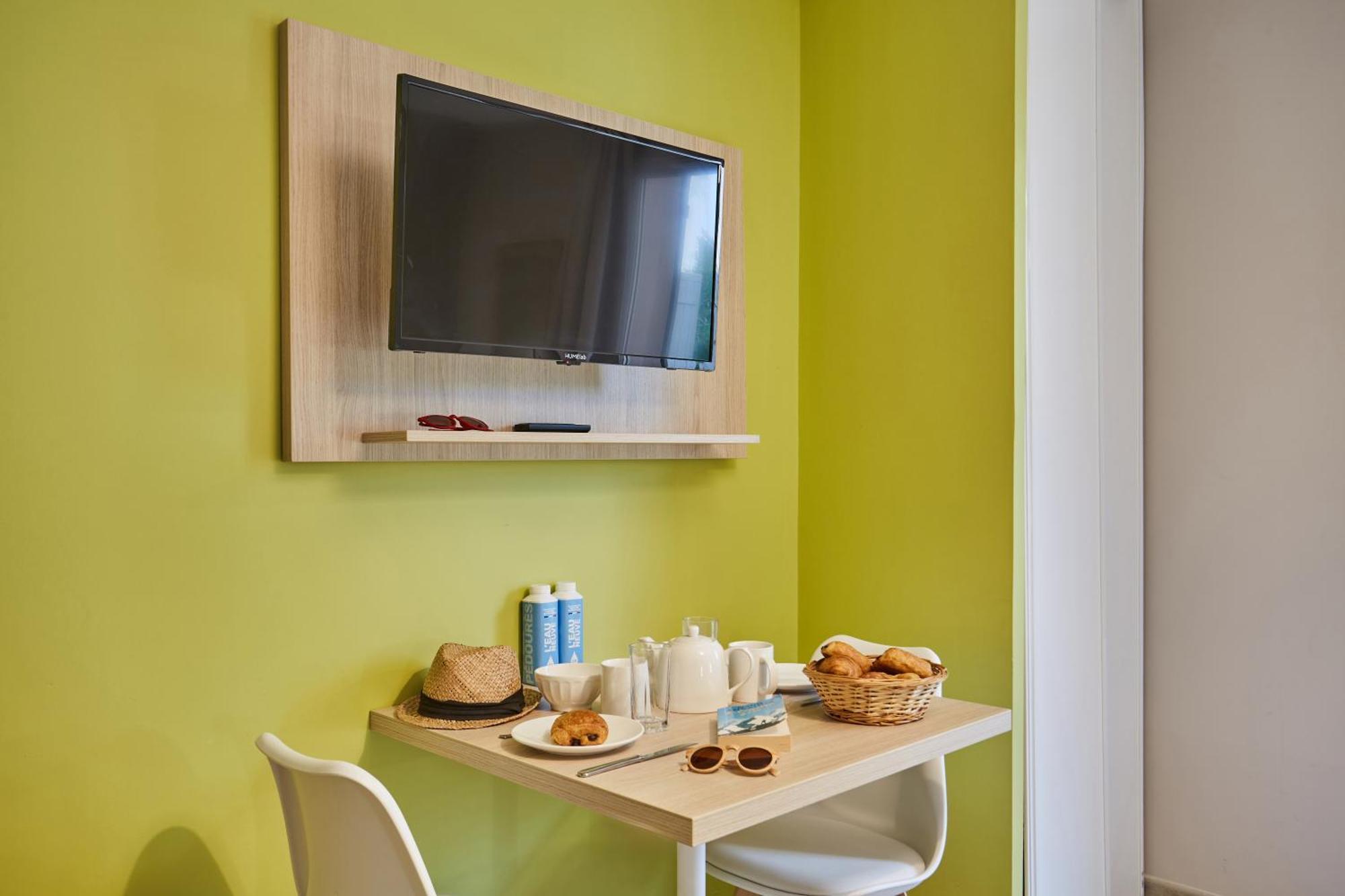 Residence Odalys Les Oceanides La Londe-les-Maures ภายนอก รูปภาพ