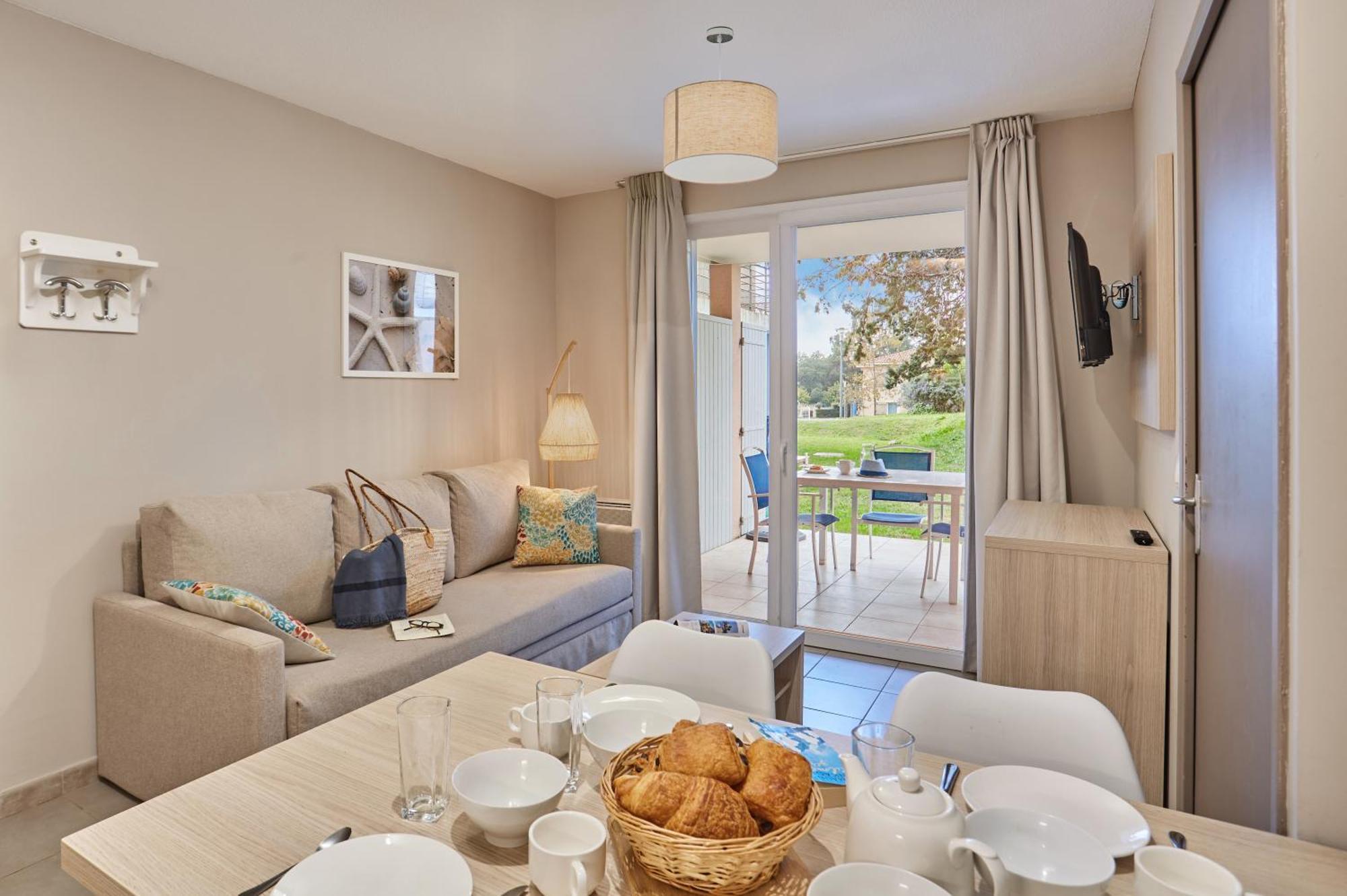Residence Odalys Les Oceanides La Londe-les-Maures ภายนอก รูปภาพ