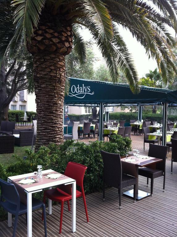 Residence Odalys Les Oceanides La Londe-les-Maures ภายนอก รูปภาพ